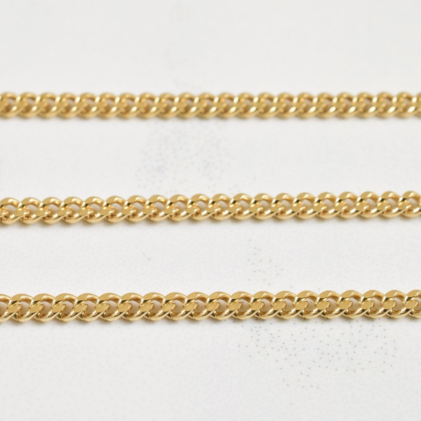10k Yellow Gold Curb Chain | 26 |